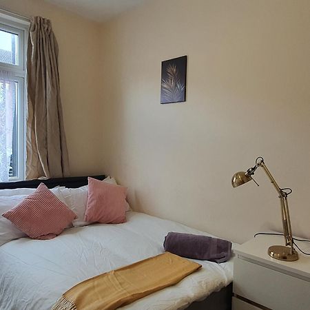 King House Aparthotel Ковънтри Екстериор снимка