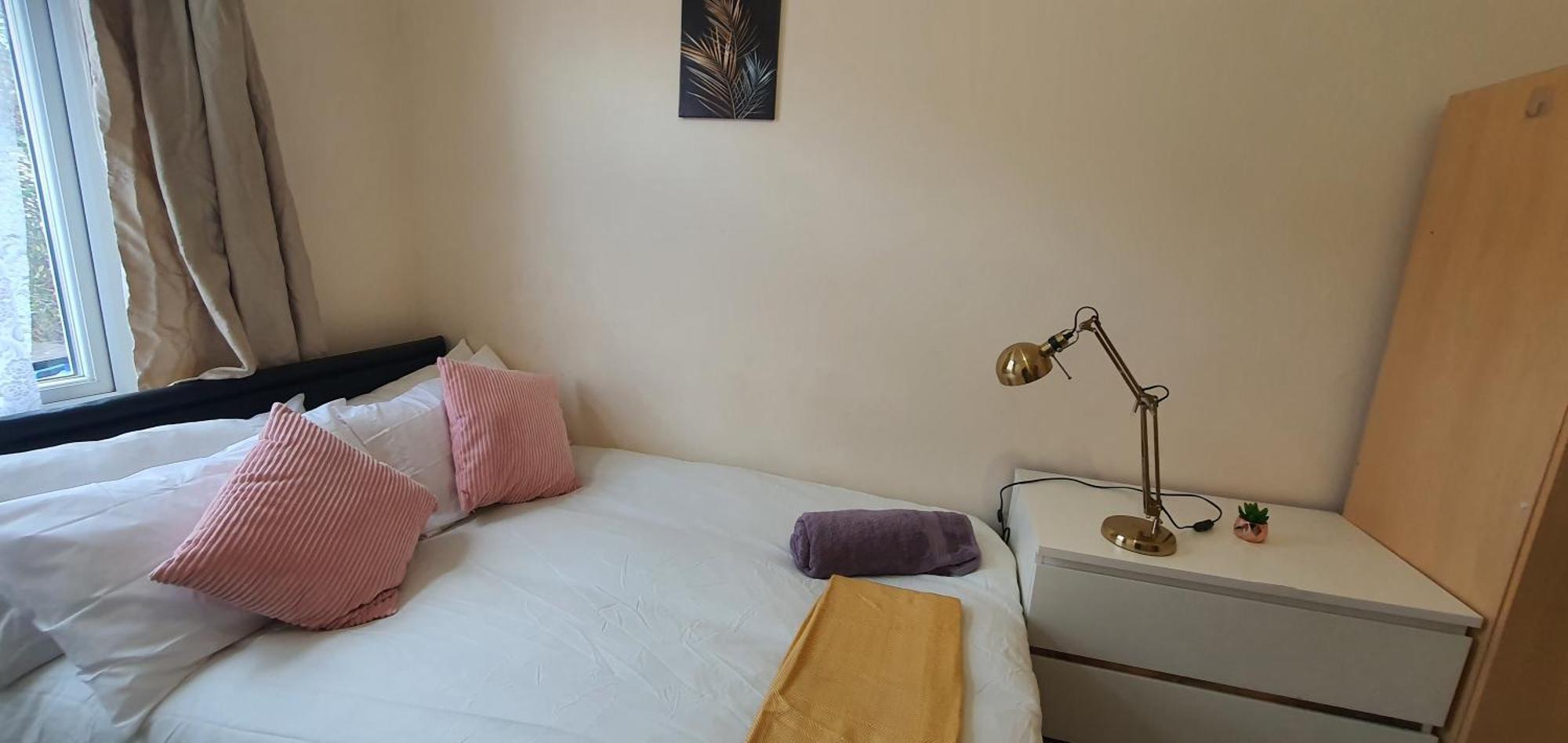 King House Aparthotel Ковънтри Екстериор снимка